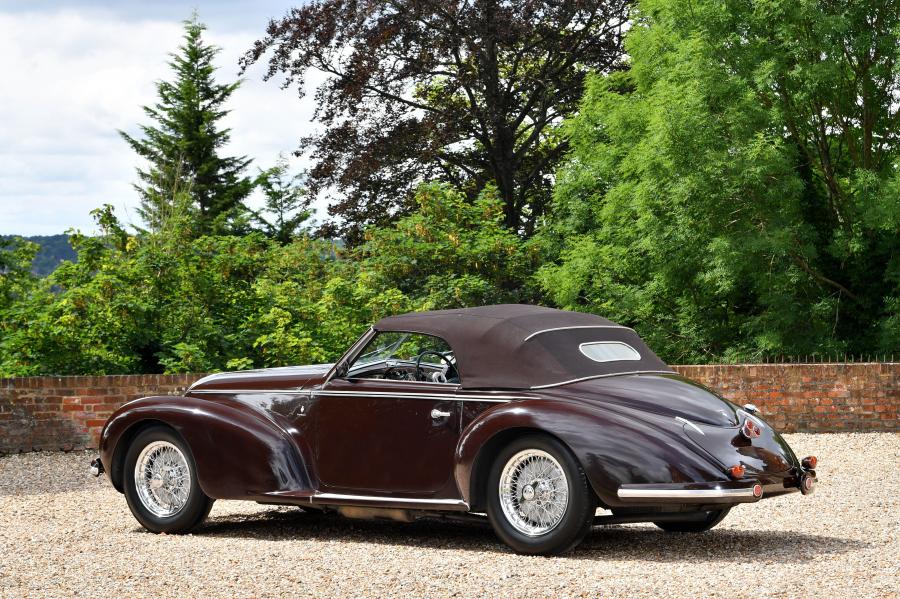  Alfa Romeo 6C 2500 S Cabriolet (915.019) 1939 года  (фото 10 из 10)
